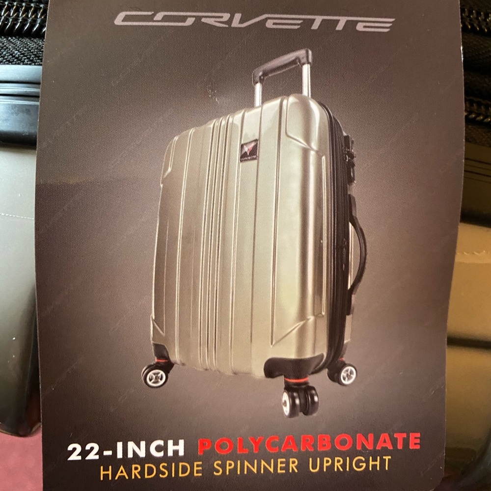 Corvette Suitcase - Picture 2 of 8
